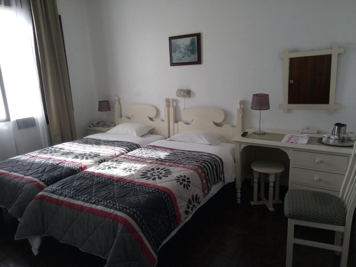 Pensao Residencial Vila Teresinha Фуншал Екстериор снимка
