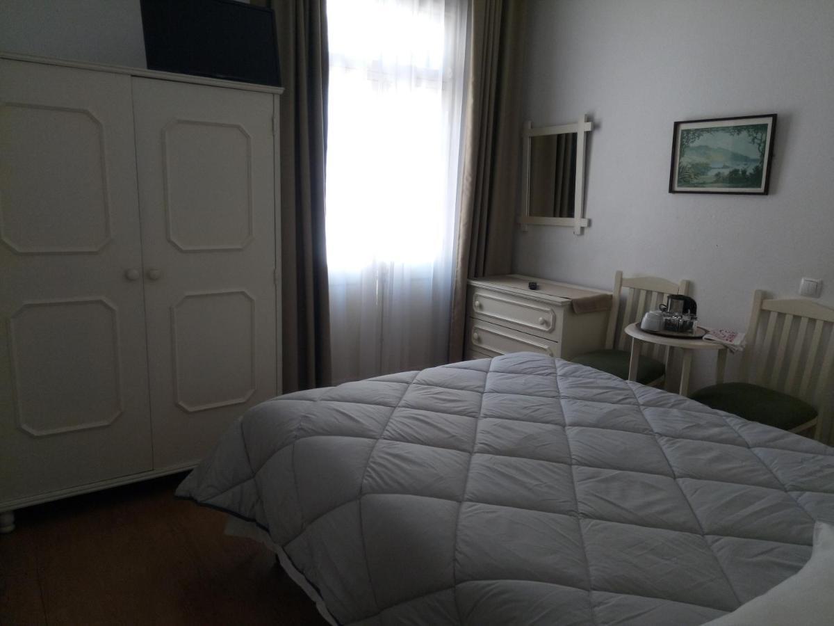 Pensao Residencial Vila Teresinha Фуншал Екстериор снимка