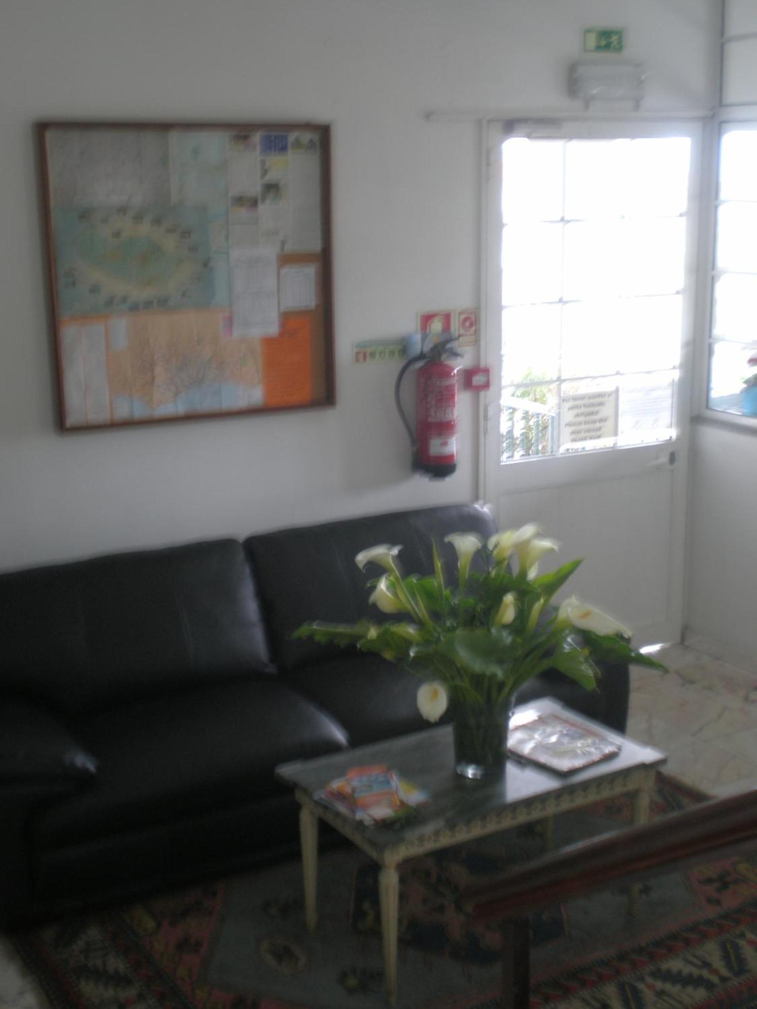 Pensao Residencial Vila Teresinha Фуншал Екстериор снимка