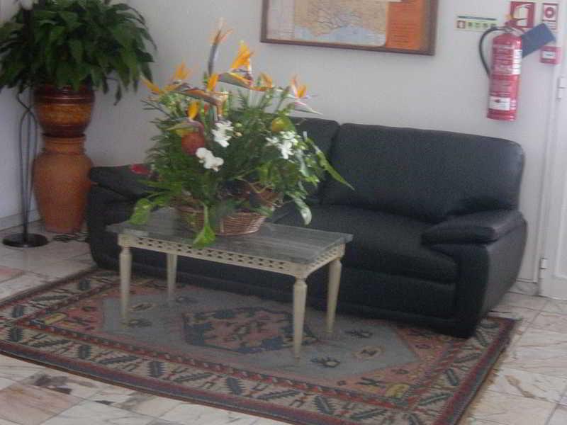 Pensao Residencial Vila Teresinha Фуншал Екстериор снимка