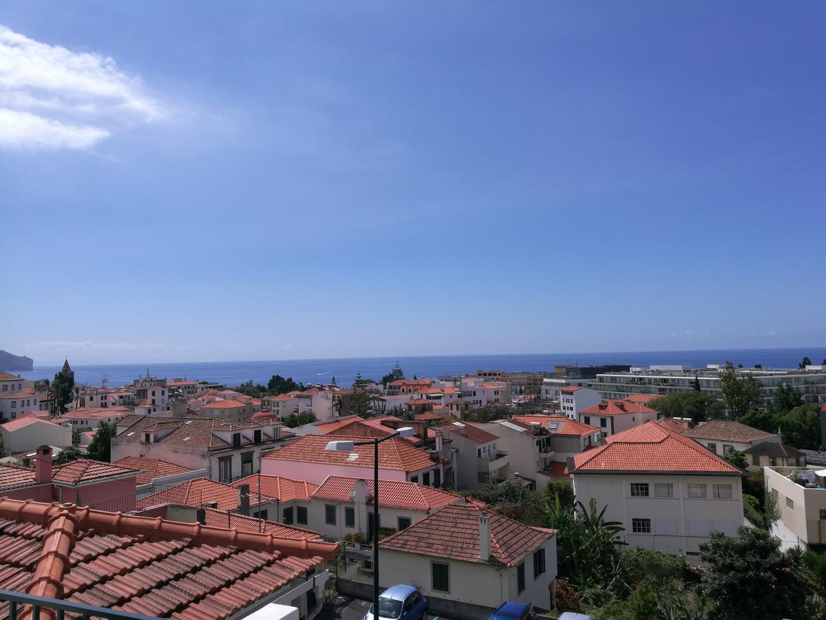 Pensao Residencial Vila Teresinha Фуншал Екстериор снимка
