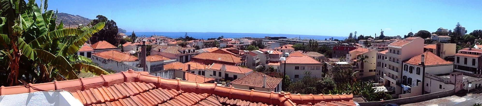 Pensao Residencial Vila Teresinha Фуншал Екстериор снимка